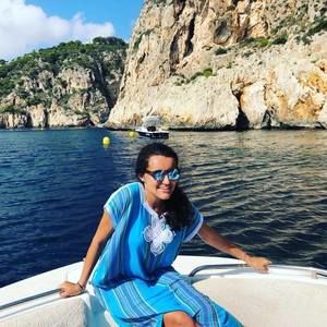 Meet your Posher, Ines